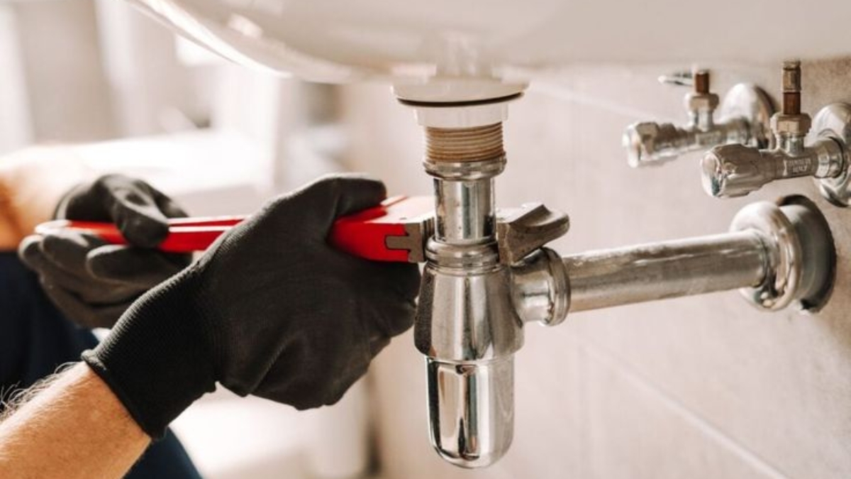 Emergency plumbing services Chiswick